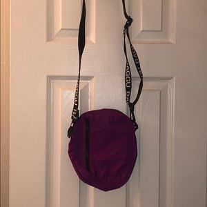 Crossbody sport bag